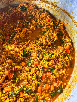 Magh ni Dhal with Vegetables and Pateria 