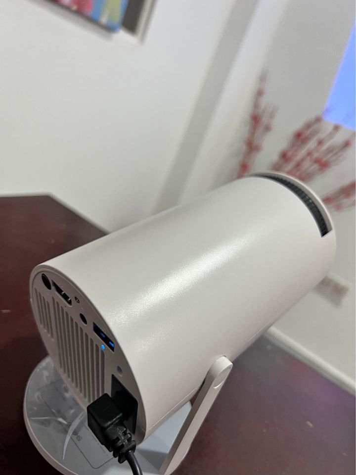  FLICK Portable Smart Android Projector_1