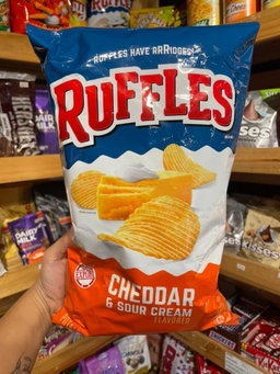 Ruffles Cheddar & Sour Cream 180g