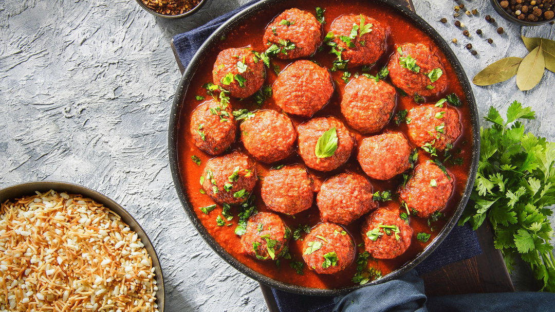 Rice Kofta in Tomato Sauce - كفتة أرز بصلصة الطماطم