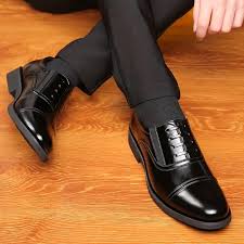 Classic Men Easy Wear Shoe_2
