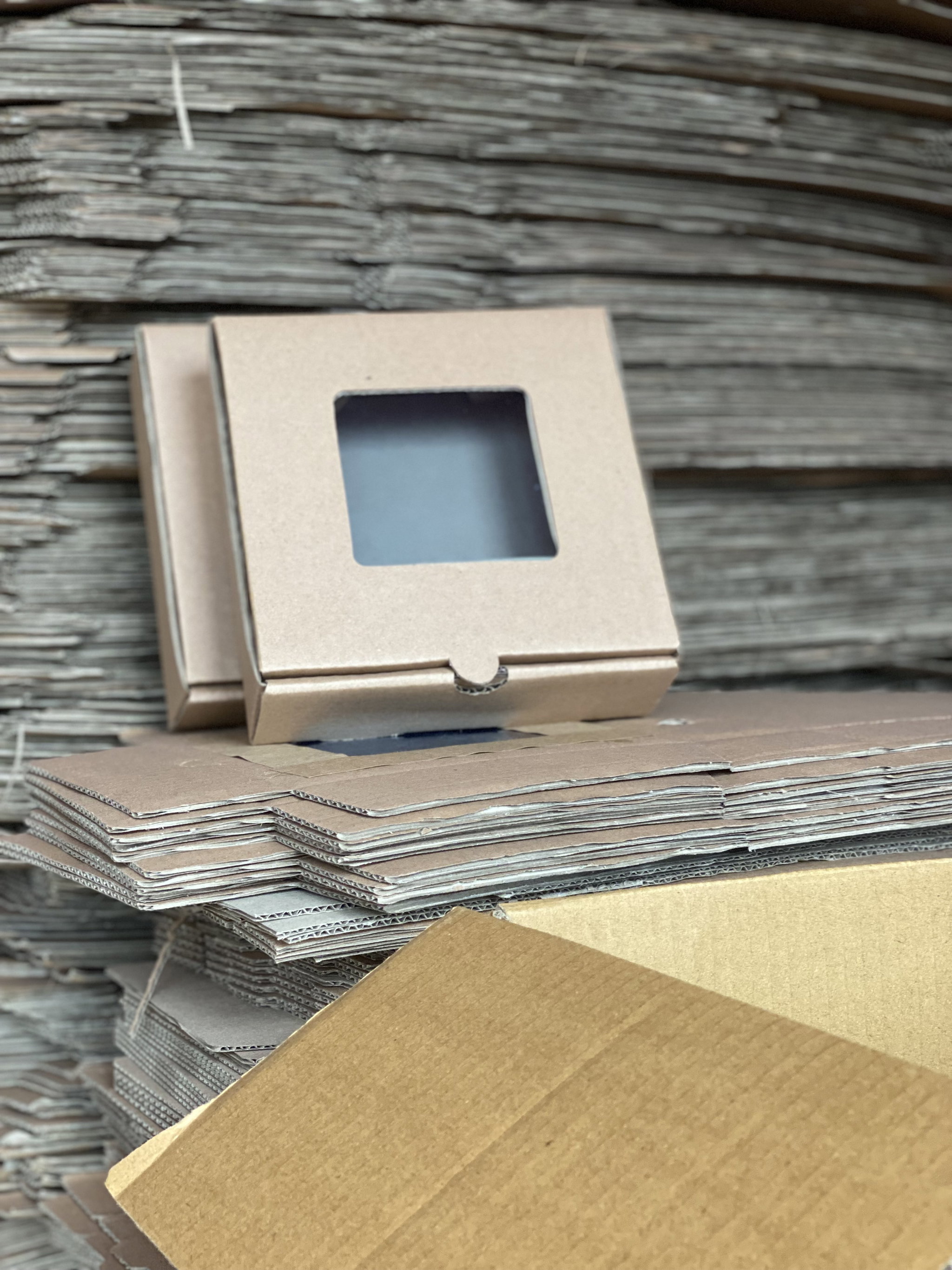 CATERING PLATTER BOXES - 8” x 8” x 2.5  / BROWN - WITH WINDOW_9