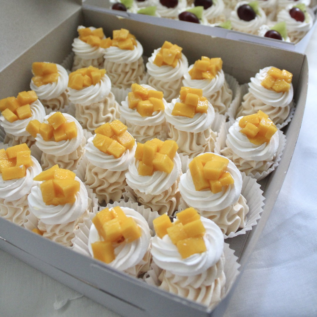 Mini Pavlova