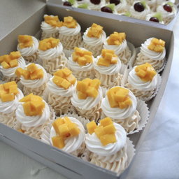 Mini Pavlova