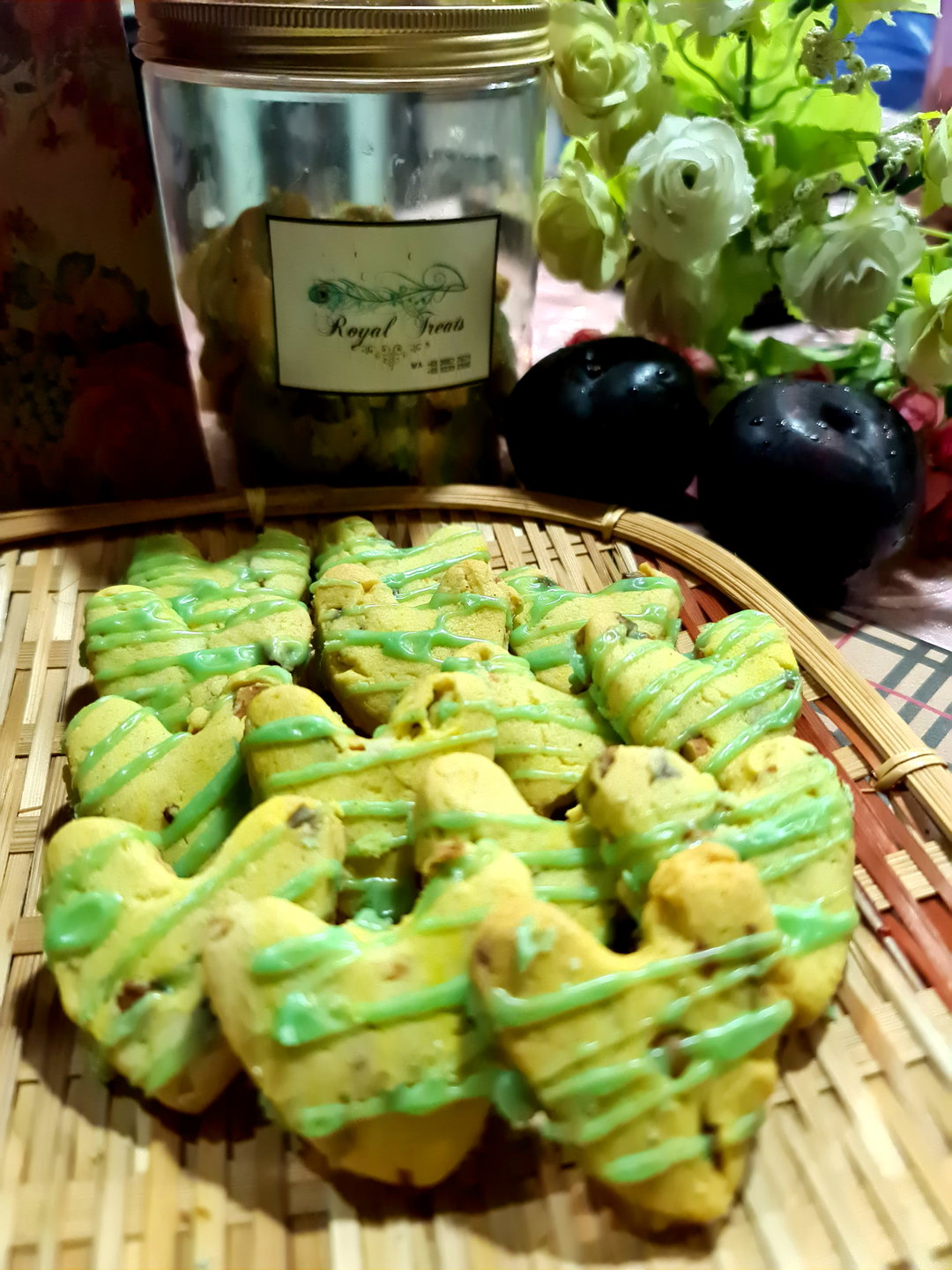 PISTACHIO HEARTDROB