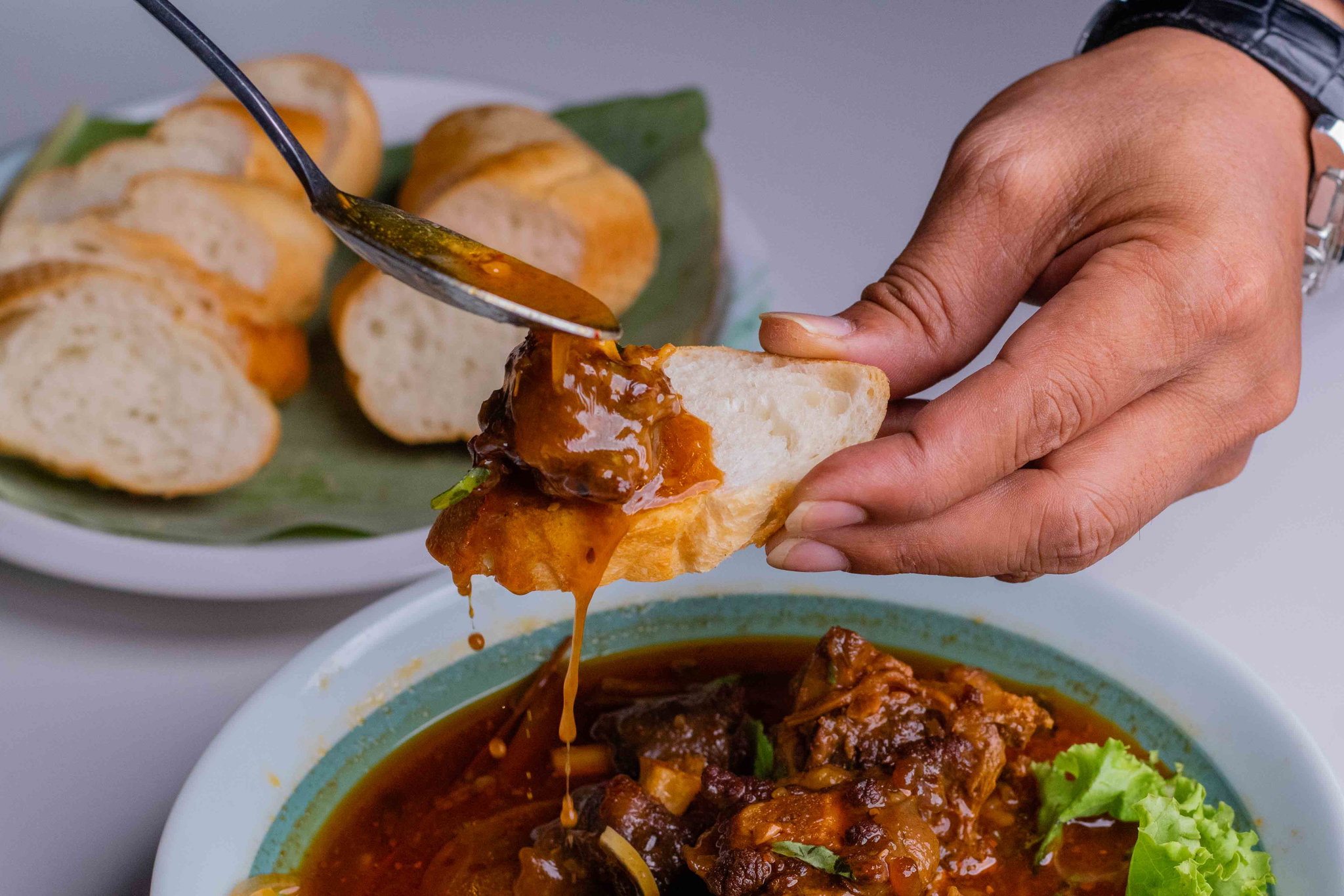 ខ​កន្ទុយ​គោ​នំបុ័ង_2