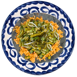 Taco de Ensalada de nopales con arroz rojo