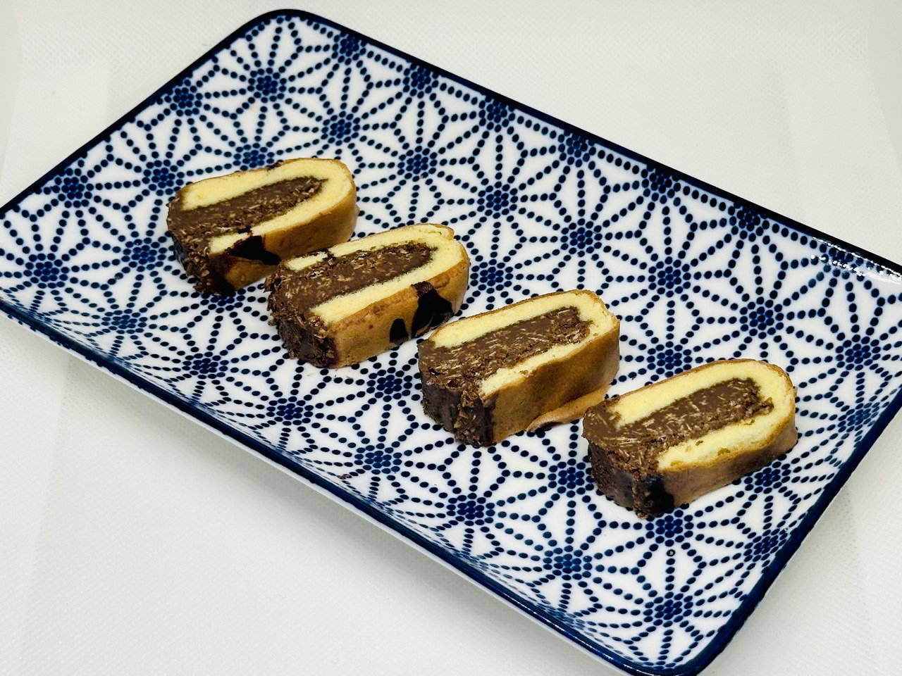 Kek Roll Tapak Kuda Nutella Crunchy_0