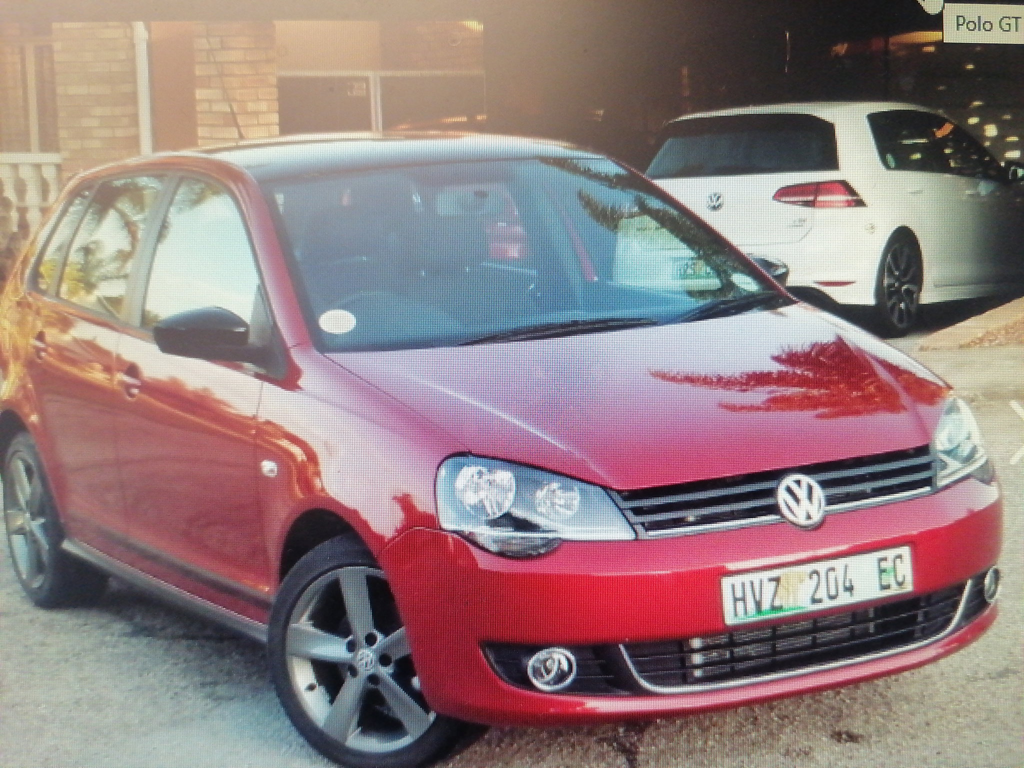 Vw polo vivo 2010 windscreen _0