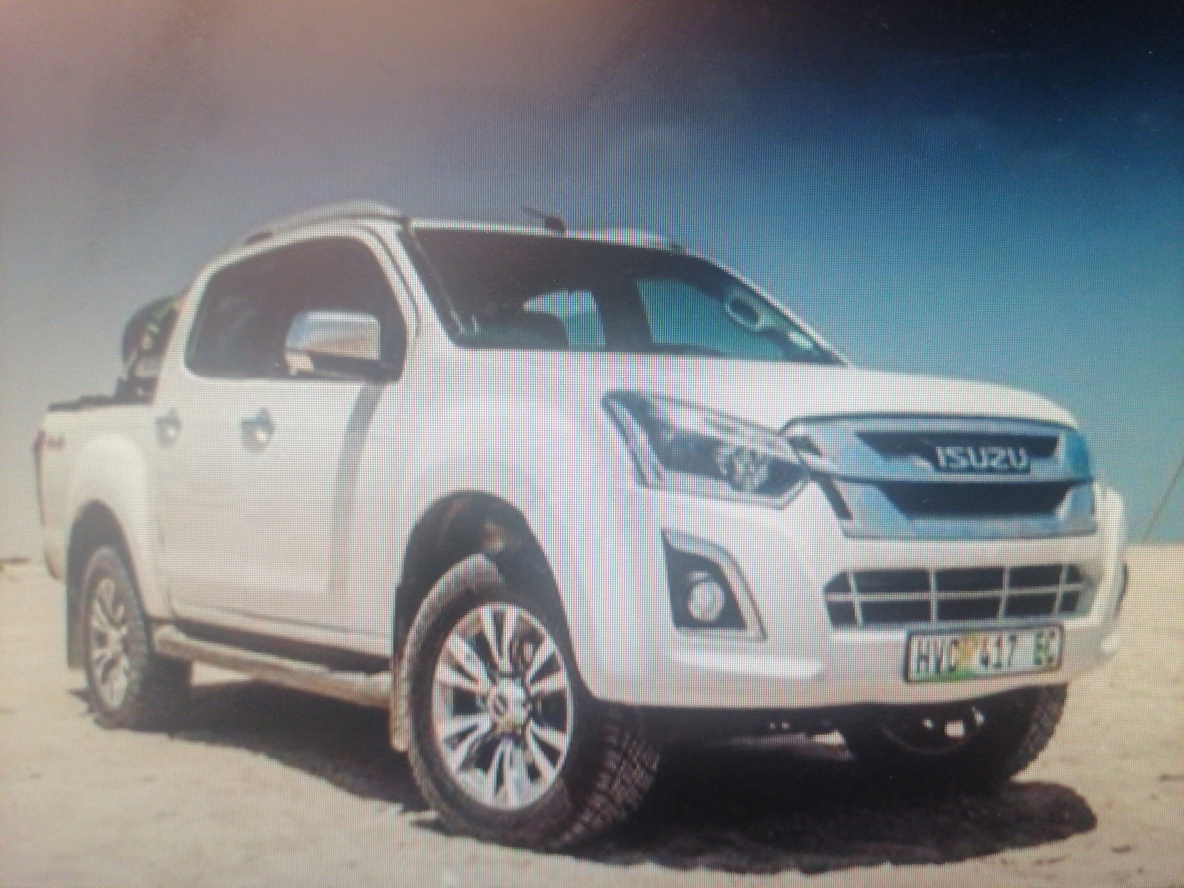 Isuzu dmax 2016 Bonnet 