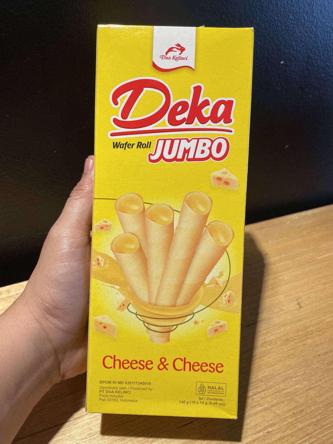 Deka Wafer Roll Jumbo Cheese & Cheese 140g