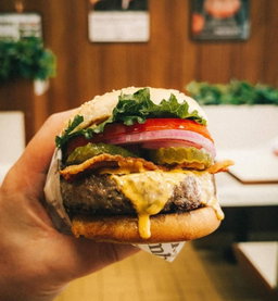 BEEF CHEESE BURGER