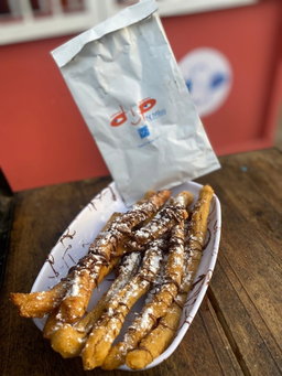 Dip churros