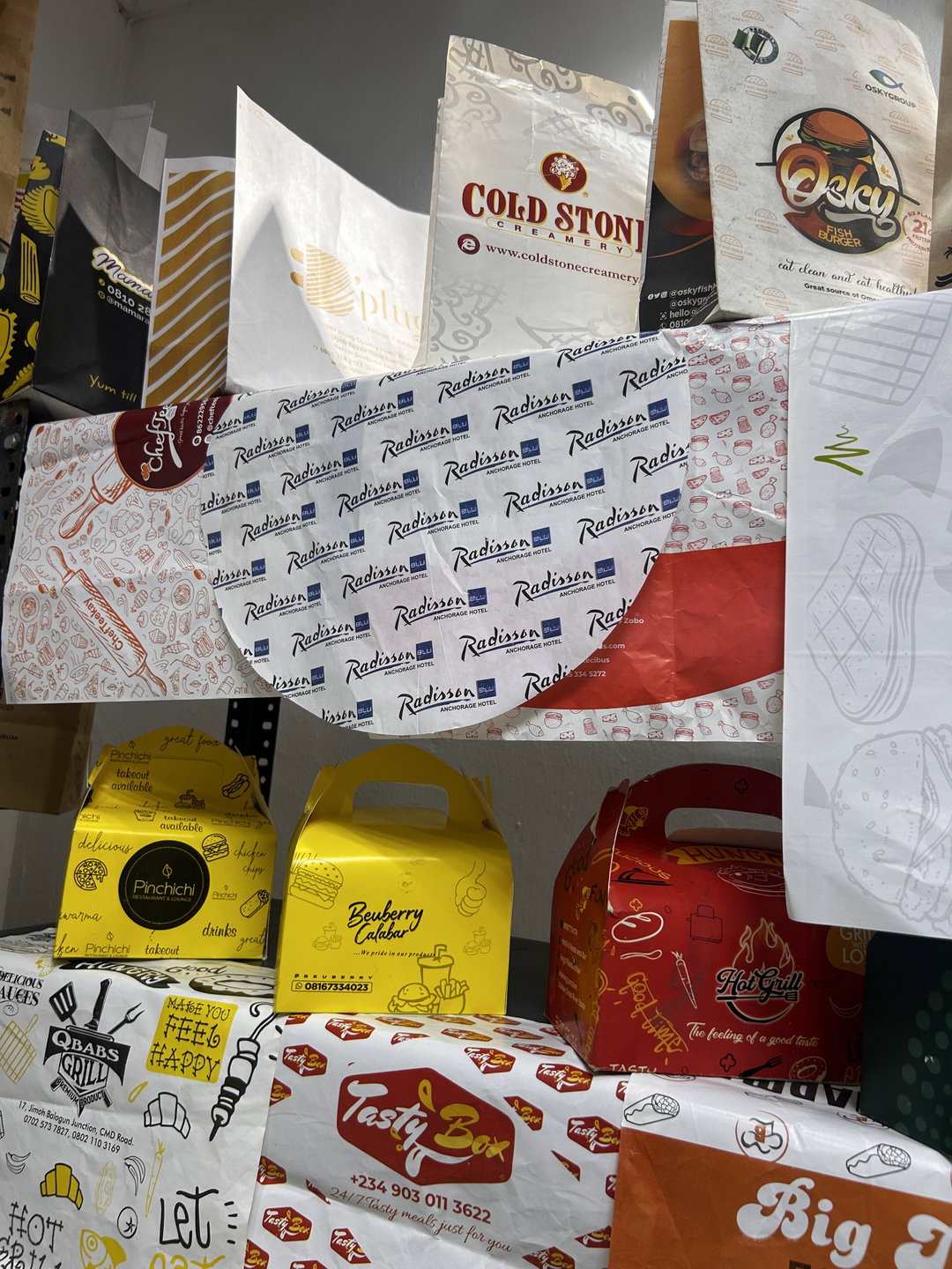 BRANDED TAKEOUT GABLE BOXES