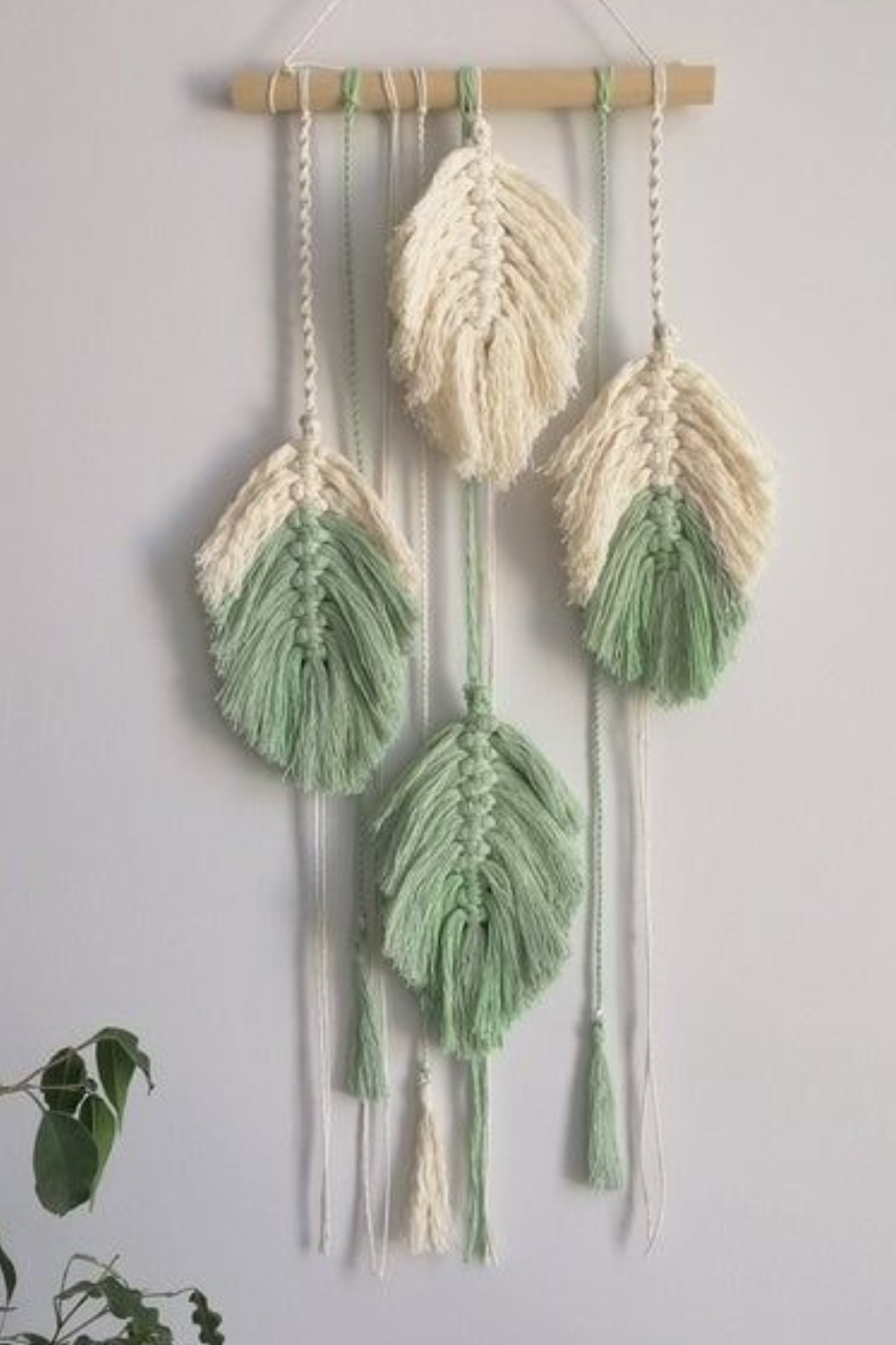 Macrame Feathers_0