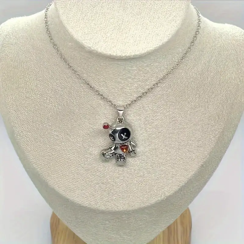 Poison Doll Pendant_1