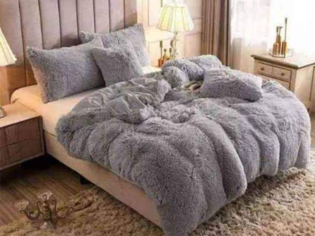 Soft and Fluffy Comforter Sets_1