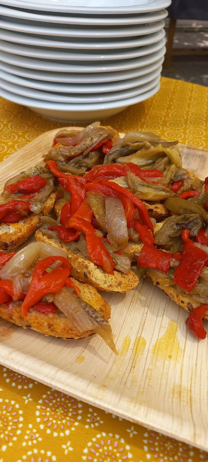 As Lavermut Catering, we are passionate about providing tasty meals and tapas to you!_4