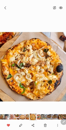 Spicy Tuna Pizza 
