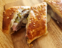 Sausage Roll Delux