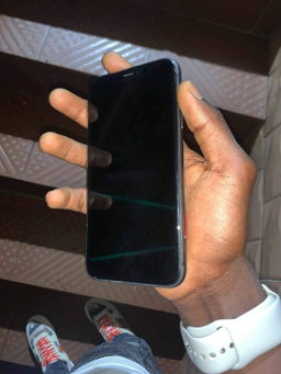 Iphone 11 (64Gb)
