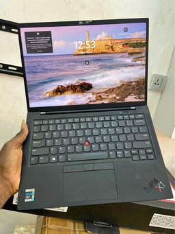 Lenovo ThinkPad X1 Carbon