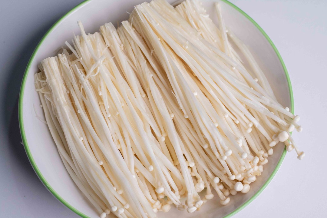 ផ្សិត​ម្ជុល