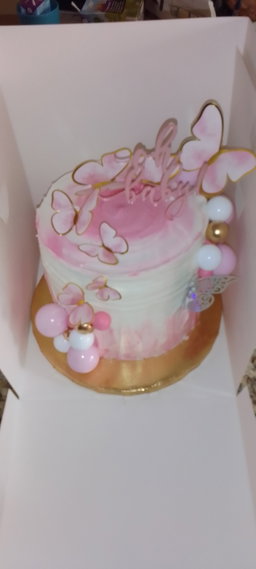 Special Occassion Cakes and Cupcakes 