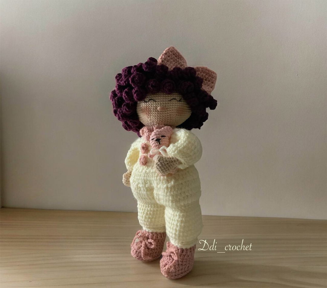 Sleepy doll