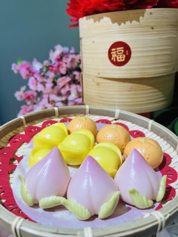 Signature Longevity 🍑 Bun ( set of 4)