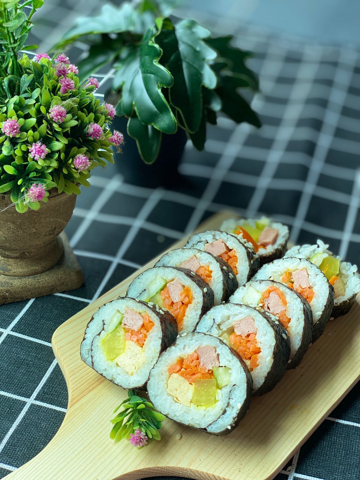 Classic Crabstick Kimbap (10PCS)_1