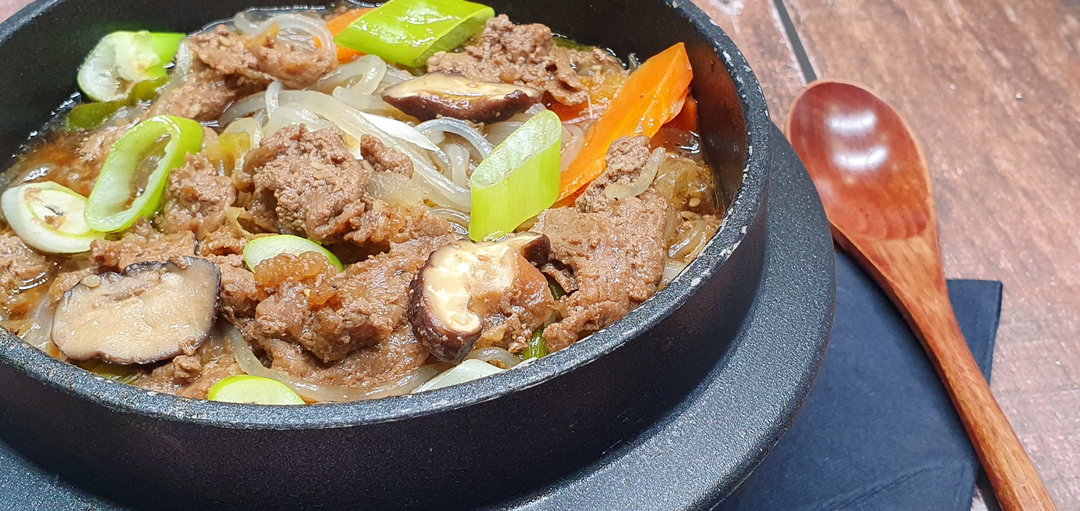 Ttukbaegi(Hot pot)  Bulgogi (2 Servings)