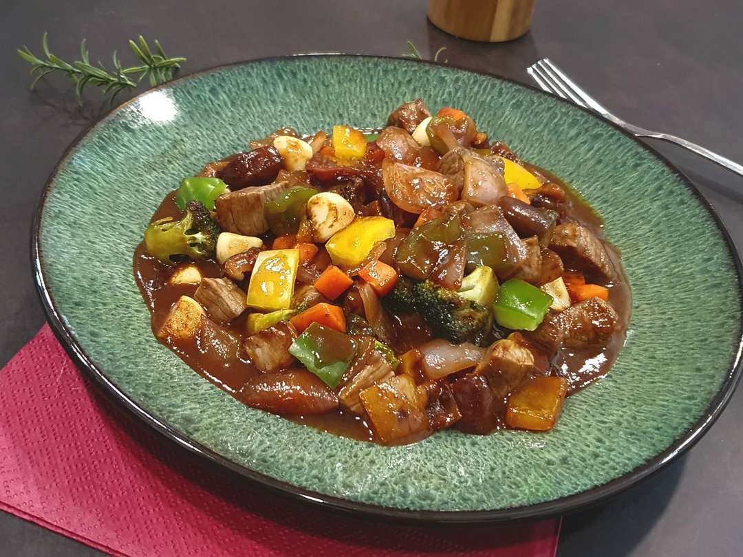 Pork shoulder cube steak (2 servings)