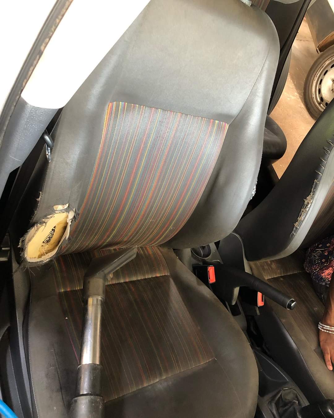 Car seats_2