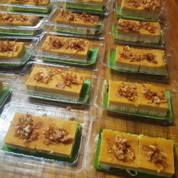 Thai egg Custard cake
