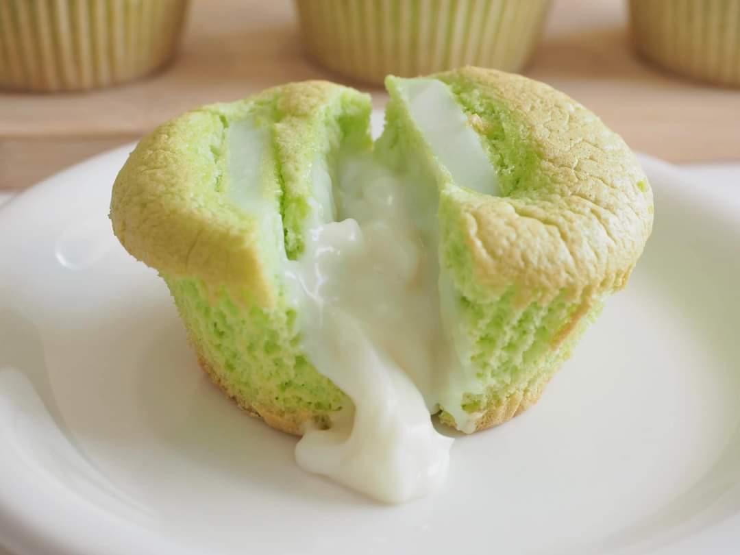 Cup cakes chiffon Pandan coconut lava _1
