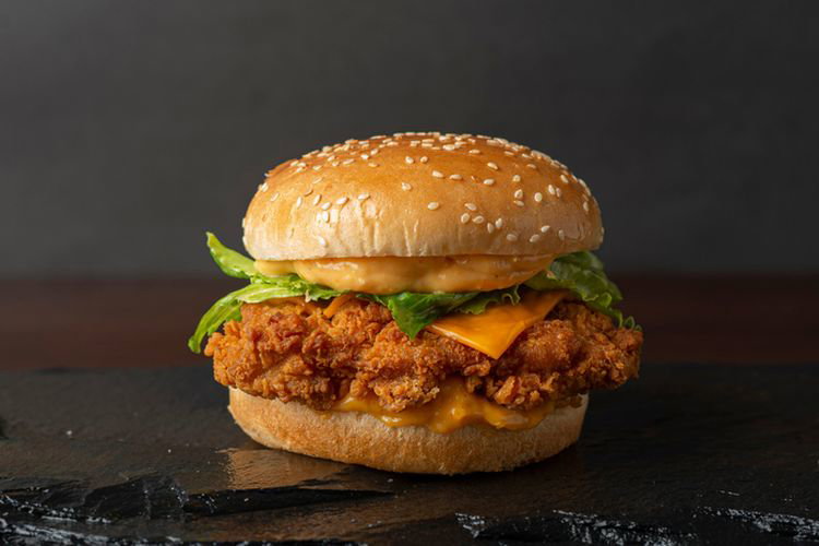 CRISPY CHICKEN BURGER _0