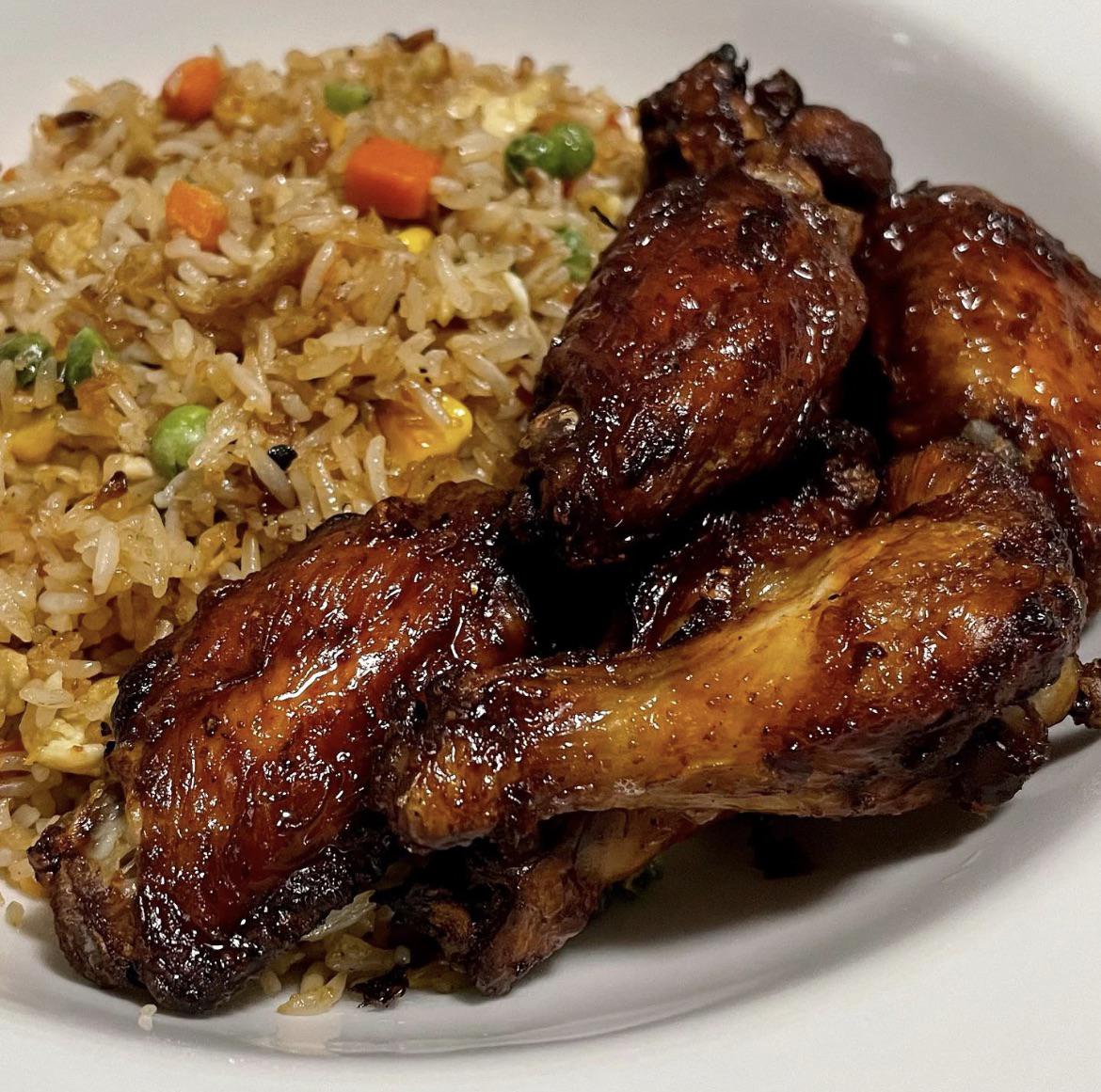 Fried Rice With Fried Chicken Wings_0