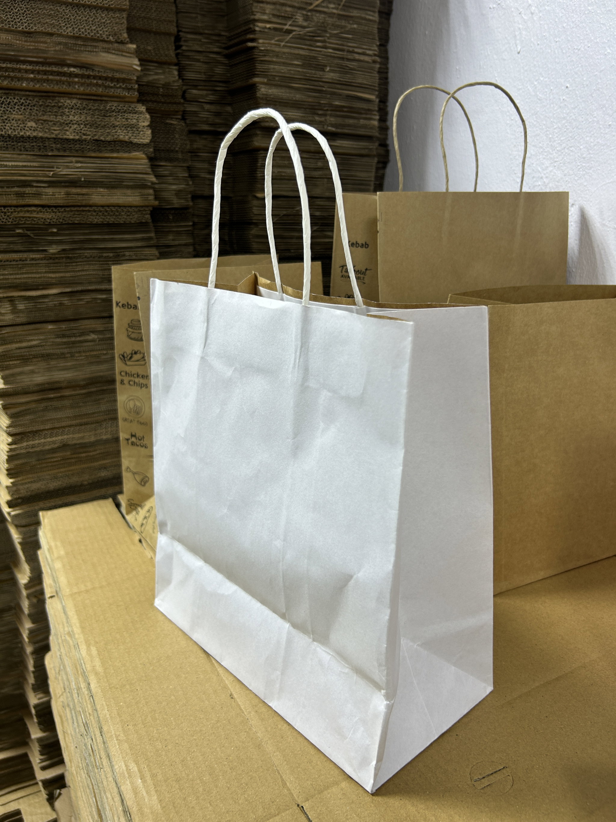 PLAIN WHITE DELIVERY CARRIER BAGS - 6 SIZES/RETAIL_4