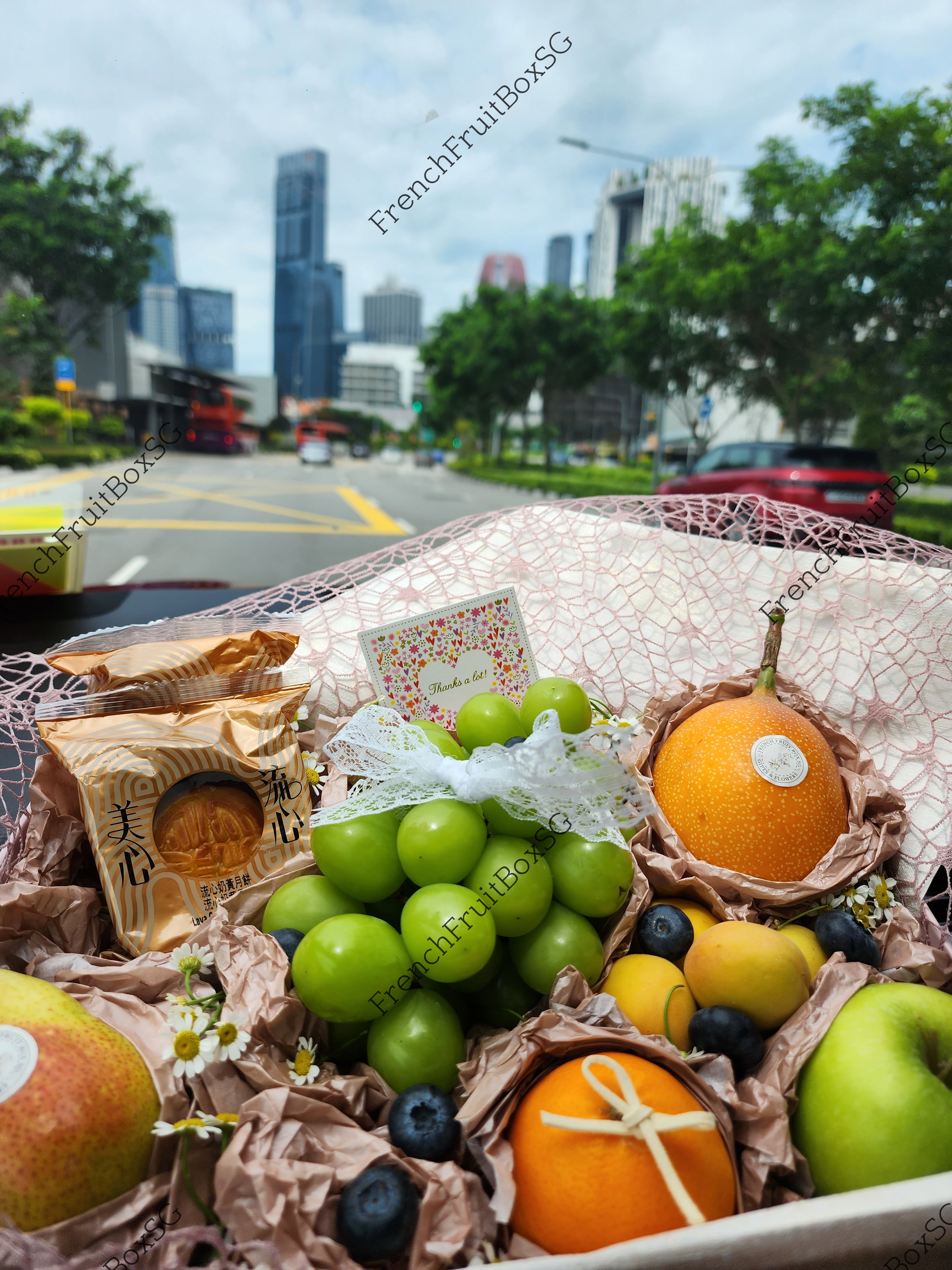 FFB - MEDIUM French Fruit Box with Mooncake