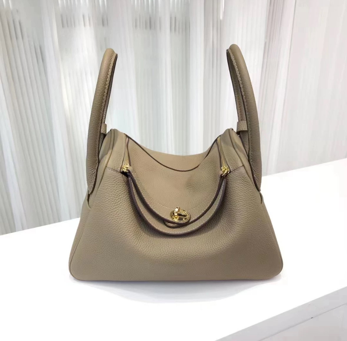 L26 Shoulder Bag (Togo Leather)_2