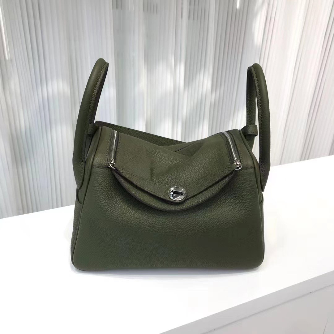 L26 Shoulder Bag (Togo Leather)_10
