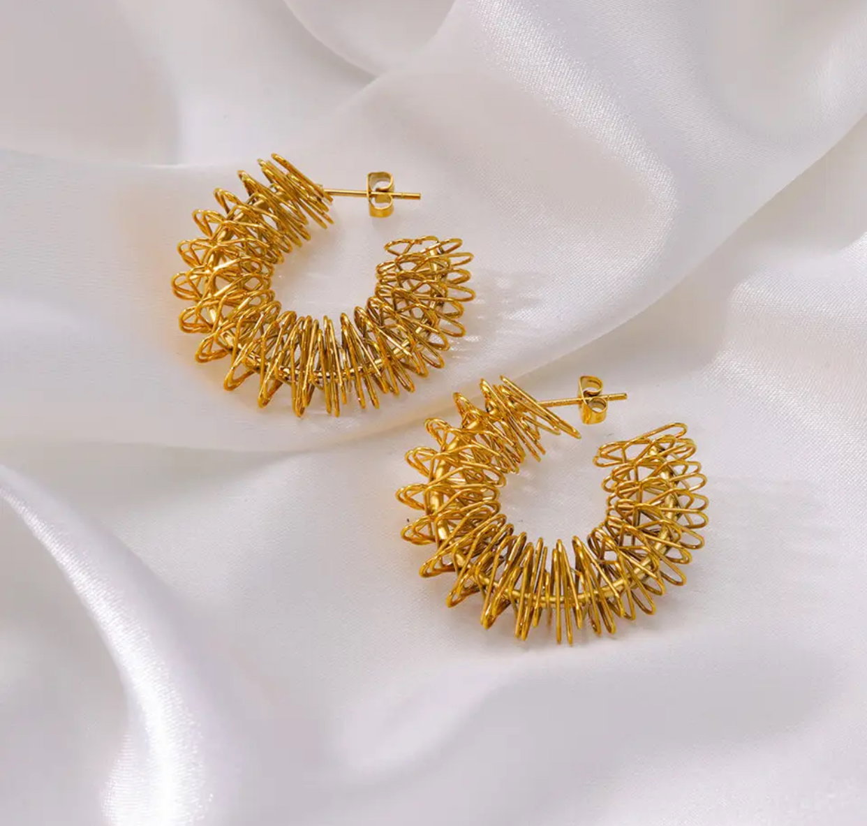 Trendy Round Hoop_0