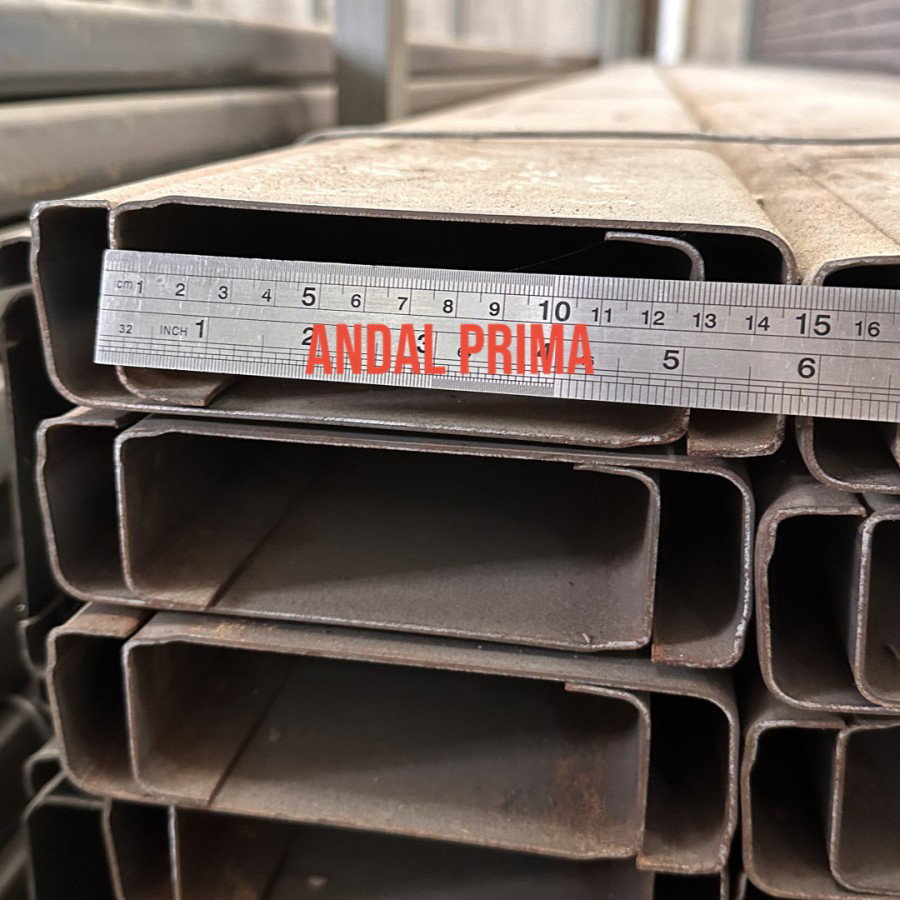 CNP 150 x 50 x 2.3mm (Kaki Tinggi)_0