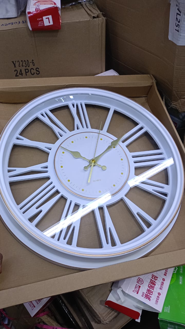 Vintage Roman wall clock_0