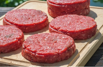 Yo' Nyama Beef Burger Patties / Kg