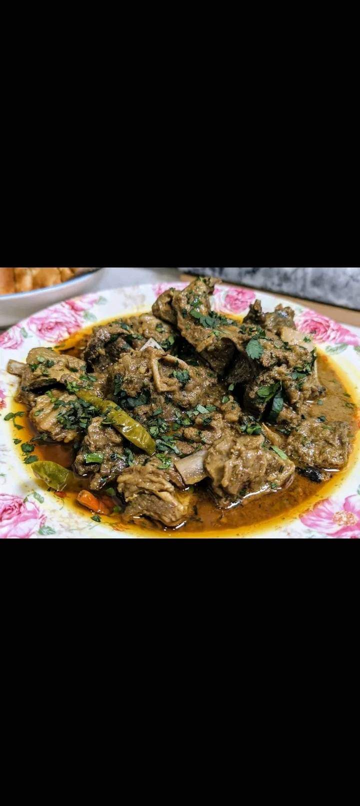 Beef karahi with salad full_0