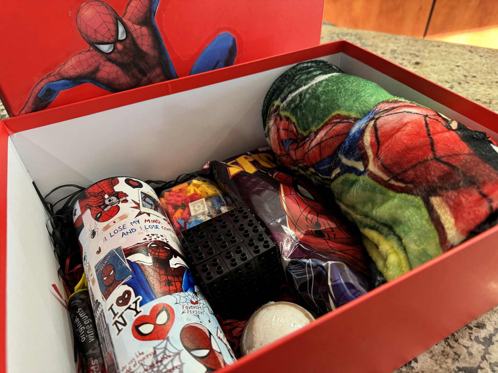 Surprise Gift Box - 🕷️🕸️Spiderman_2