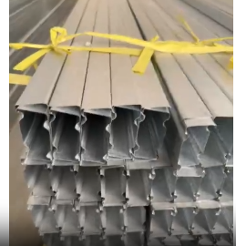 Partisi Metal Stud 76 0.40mm panjang 3 meter