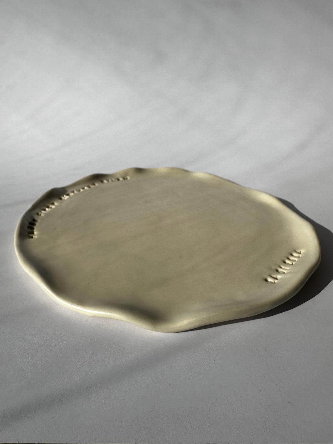 Wave platter